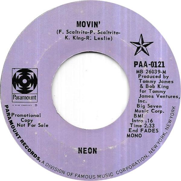 Neon (35) - Movin'