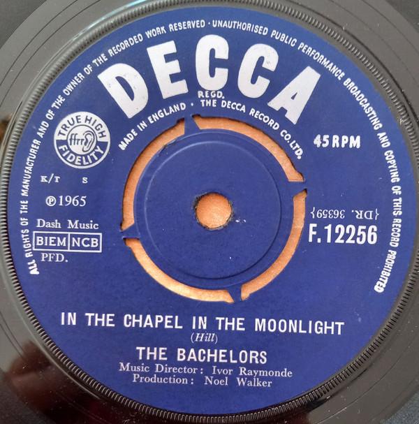 The Bachelors - In The Chapel In The Moonlight